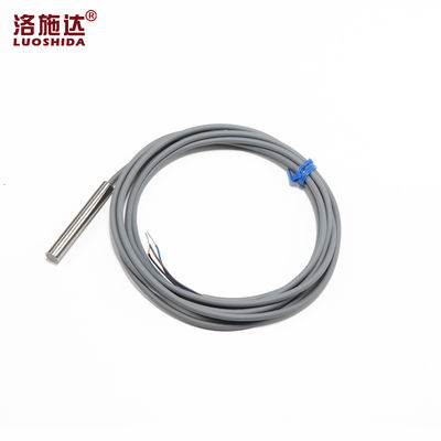 Loushida D6.5 3-سیم 1mm 8mm غیر / فلش نصب سنسور نزدیکی ظرفیت با NPN / PNP خروجی برای تشخیص فلز